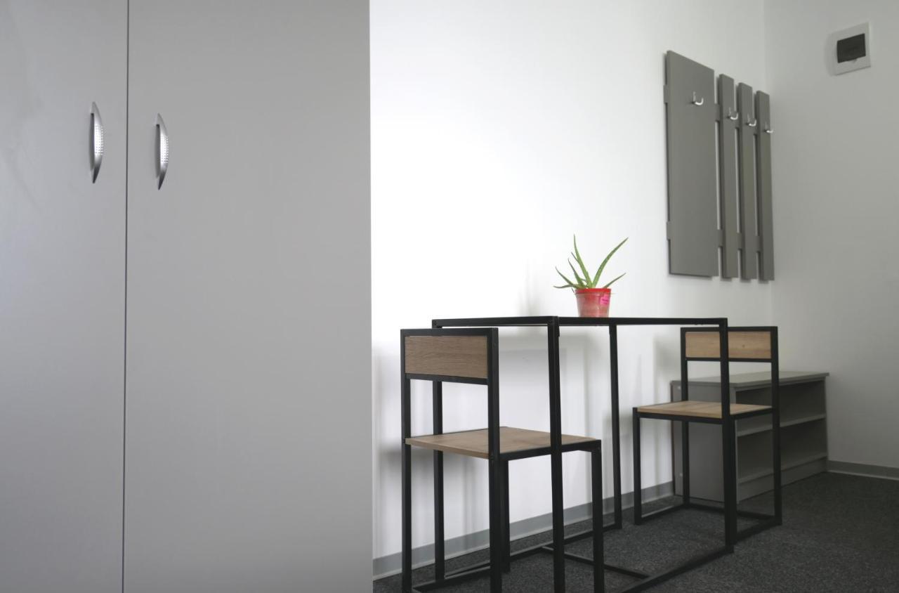 Luana Airport Apartments #8 Otopeni Eksteriør billede